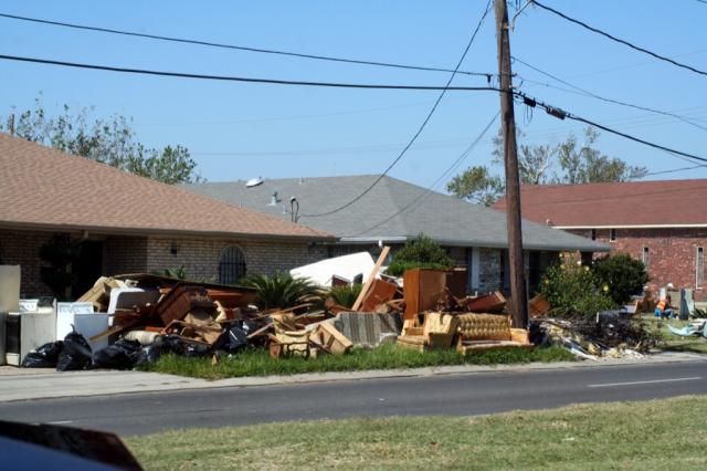 People's personal possessions thrown out in the trash Metairie, LA 