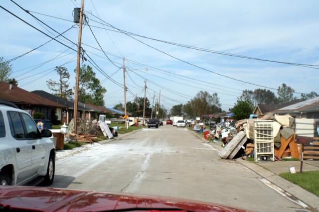 Looking down one of the street of Metairie, LA