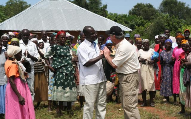  Our Welcome into the farming village of Homa-Bay 