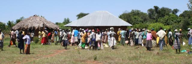 The Village of Homa-Bay receives over 2 tons of Corn from Discipleship Ministries, their partners and supporters 