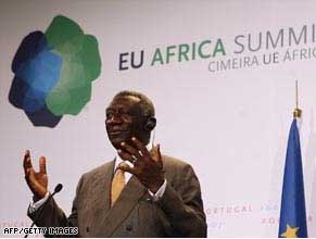 African Union chairman John Kufuor will try to mediate between Kenya's warring factions.